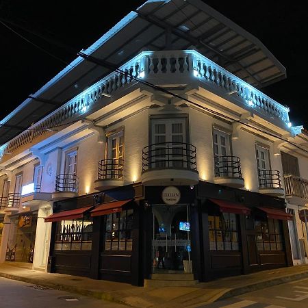 Hotel Valcon Santa Rosa de Cabal Bagian luar foto